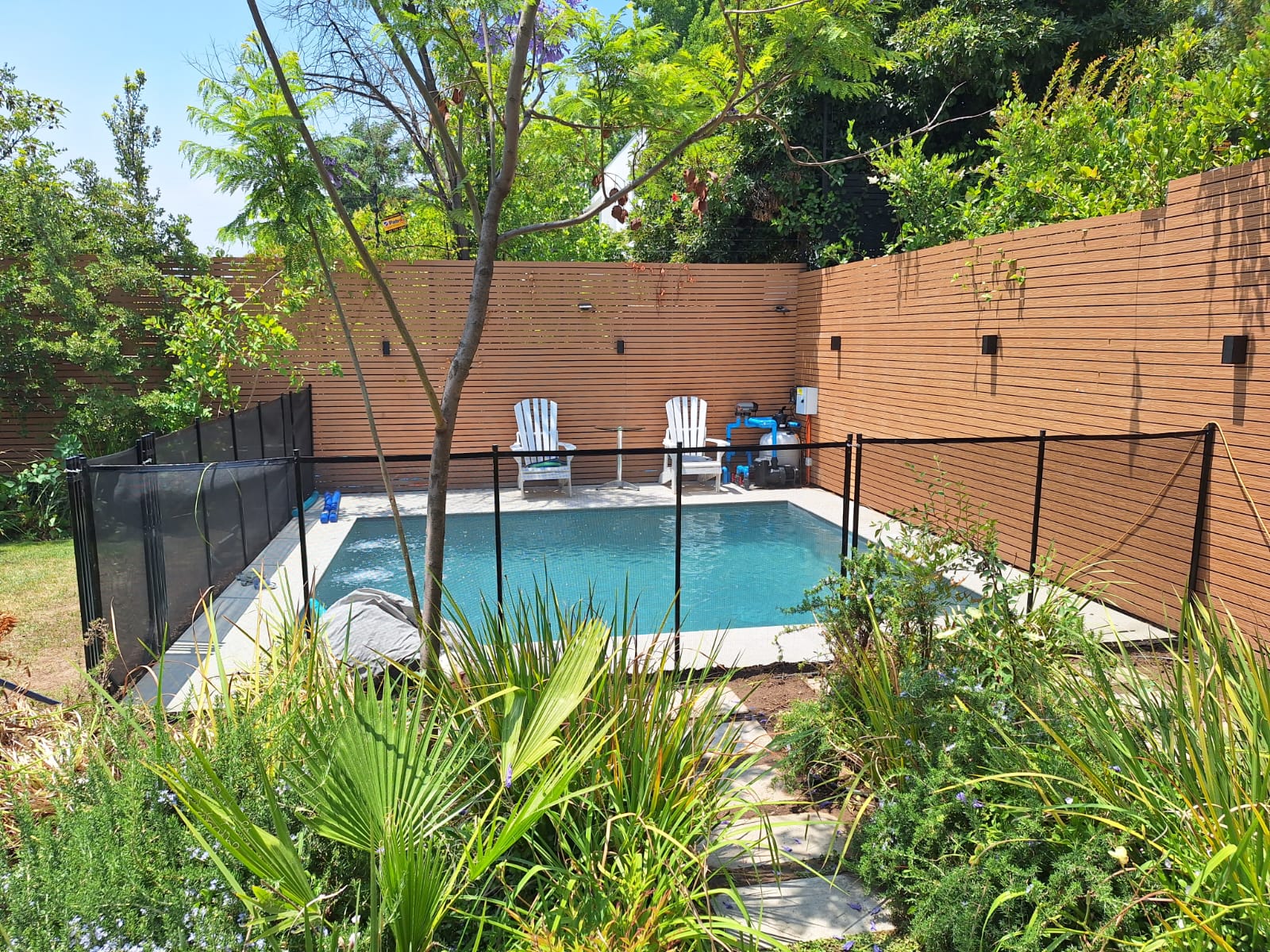 Mallas de Seguridad para Piscinas — Casa Las Flores